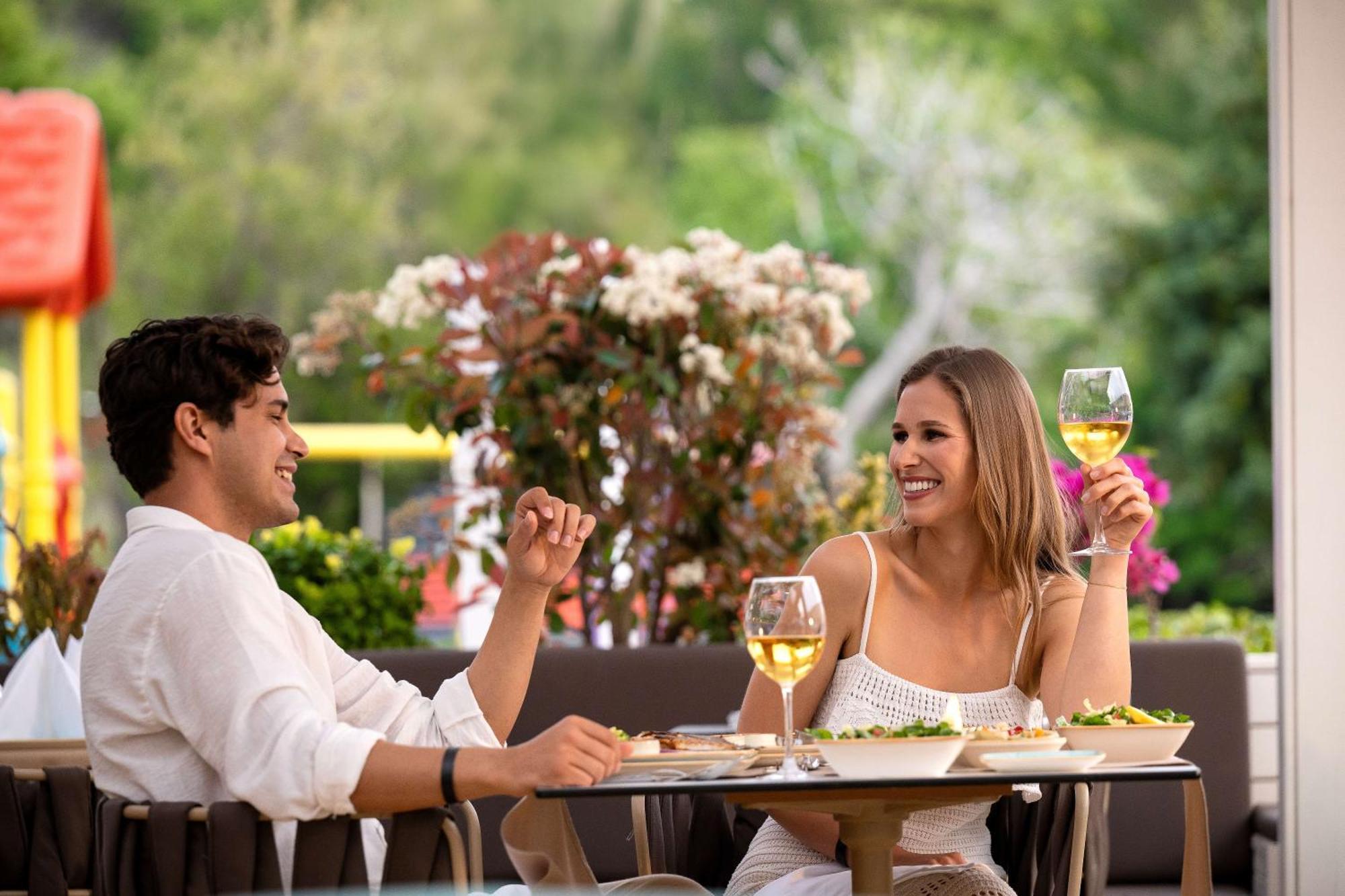 אלאניה Oz Hotels Sui מראה חיצוני תמונה
